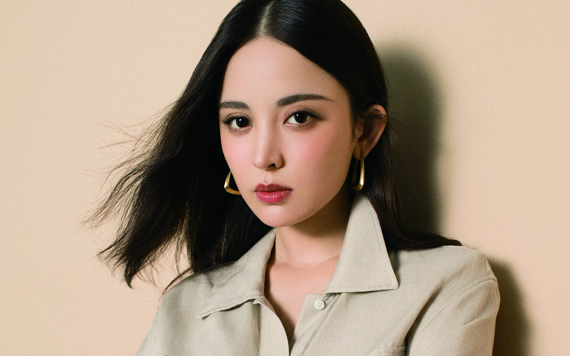 “国内足球比赛线路优化,交通便捷改善”,足球区赛事